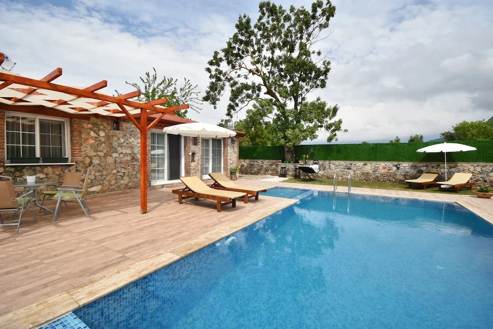 Villa Cansel by Helaltatilvillari