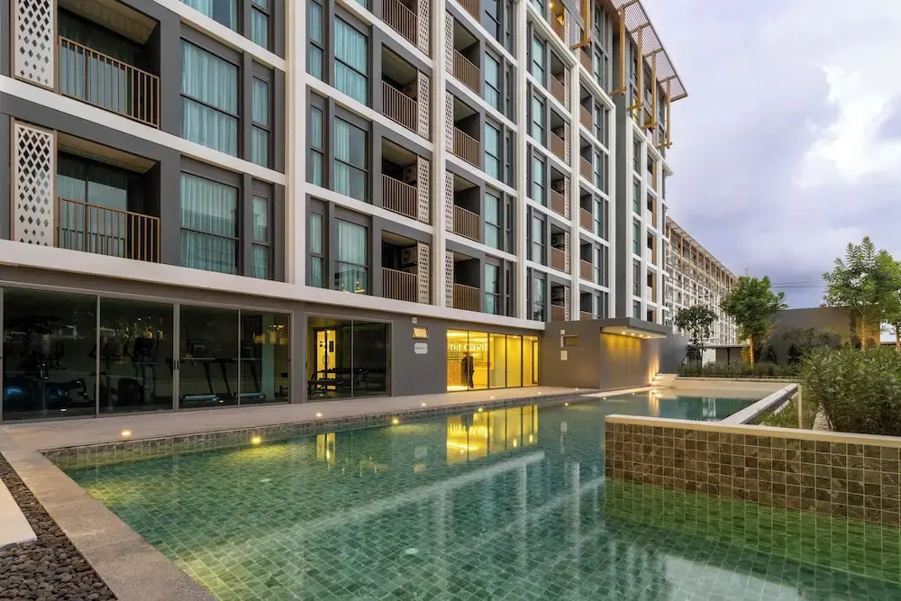 Top Location Near Beach Clubs C226