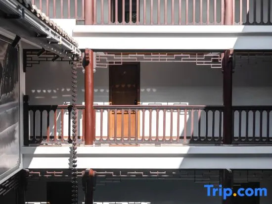 The Yi Xanadu Hotel