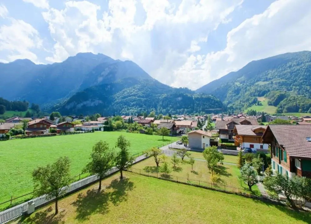 Pristine Home in a Charming Village, Large Grassy Sunbathing Area, View of the Mönch and Jungfrau