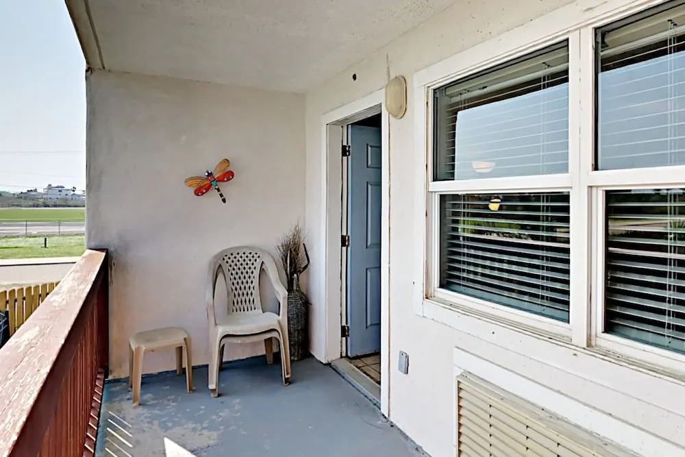 124 Sea Breeze - Island Time 1 Bedroom 1 Bathroom Condo