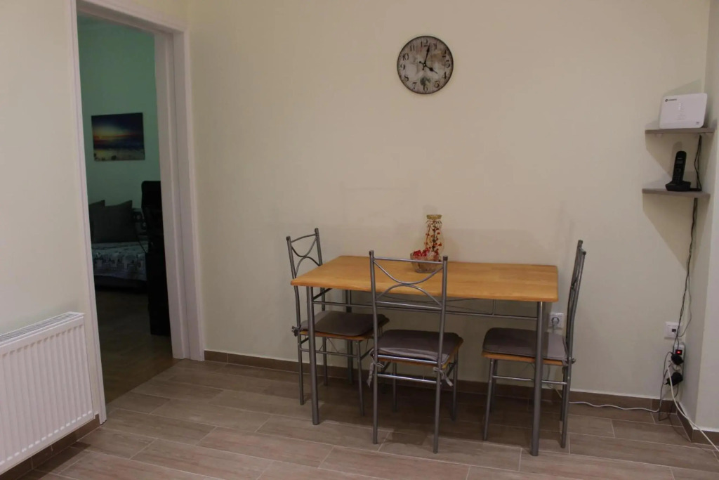 Comfortable apartment in the center of Athens