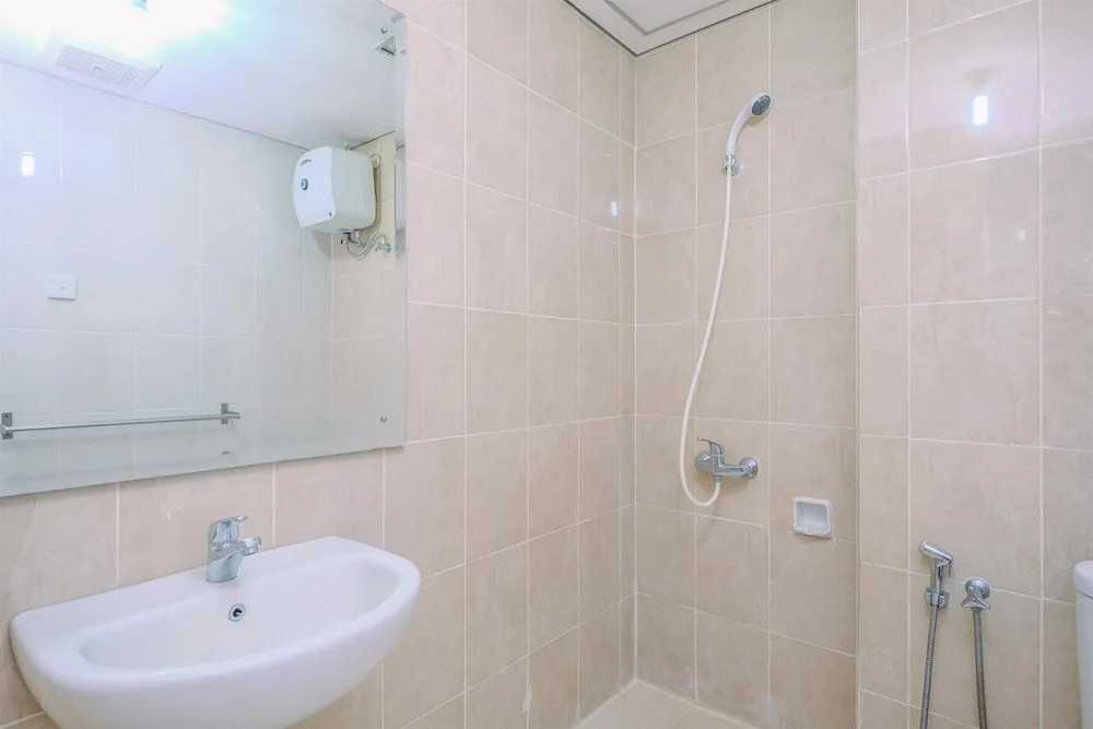 Cozy Stay And Spacious 3Br At Nifarro Park Apartment
