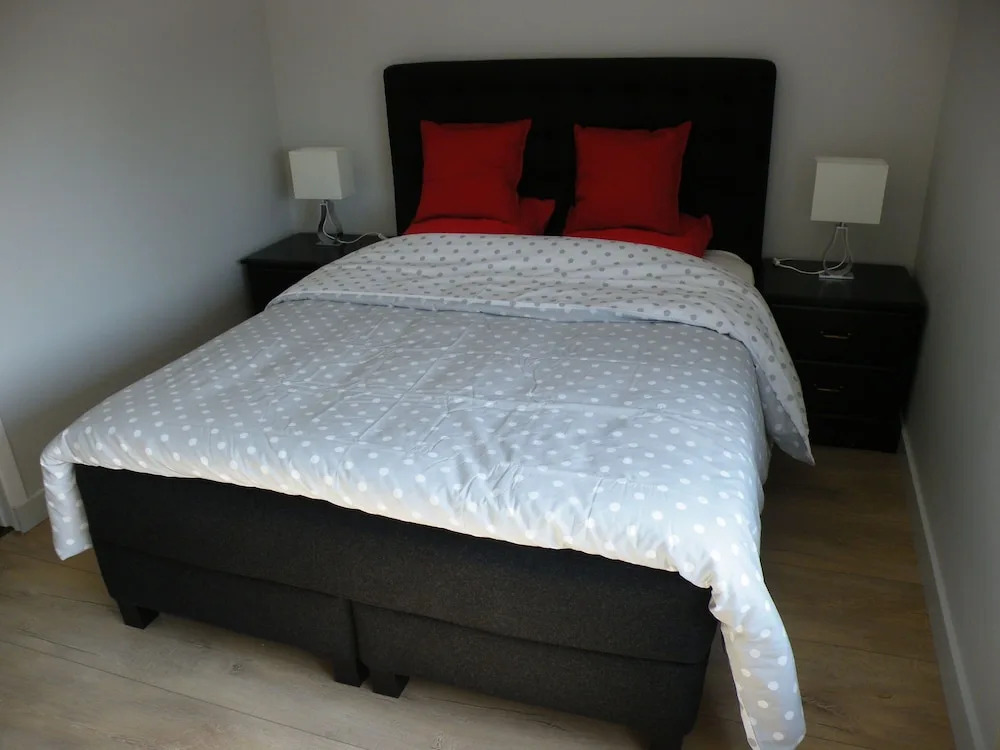 Modern Holiday Home in Concarneau With Terrace