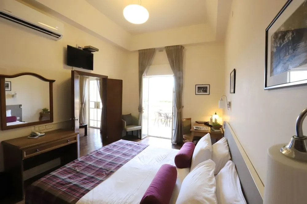 Scots House Hotel