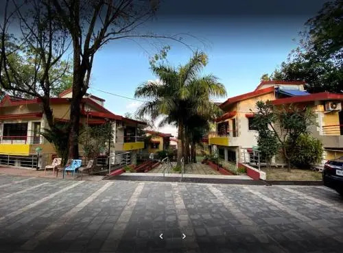 Bhatia Villas 3BHK