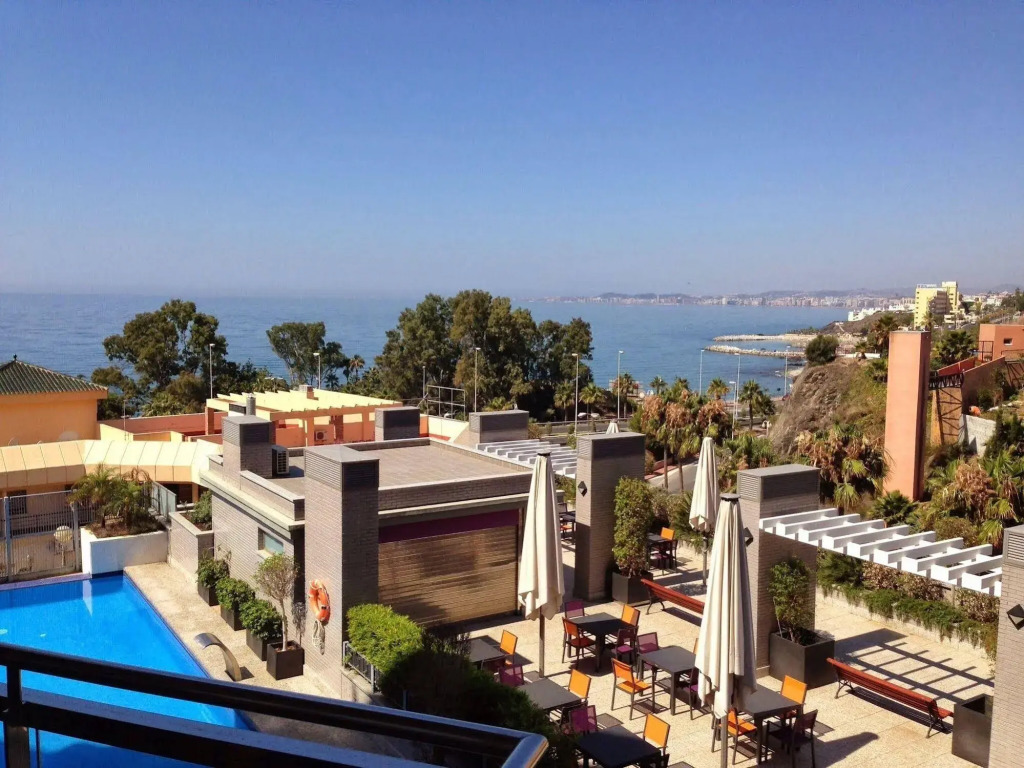 ArtPlatinum SUITES&APARTMENTS