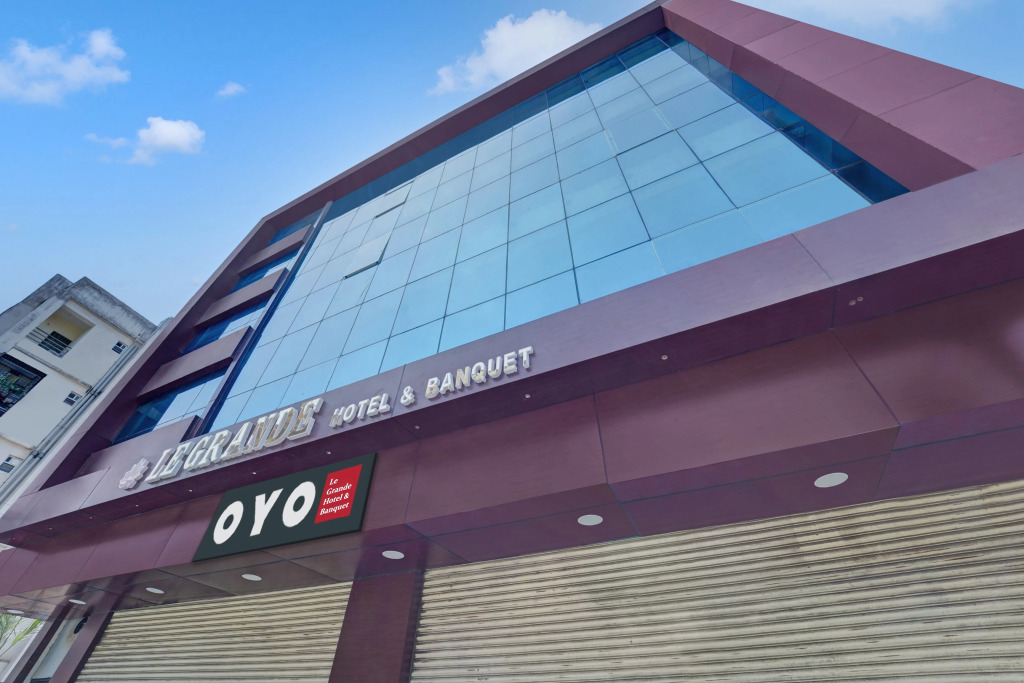 Super Hotel O Le Grande Hotel & Banquet