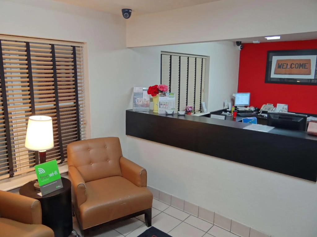 Extended Stay America Select Suites - Durham - University