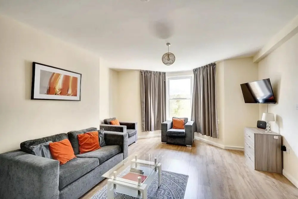 Stratford Apartment