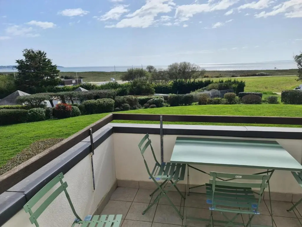 Appartement Arzon, 2 pièces, 5 personnes - FR-1-639-17