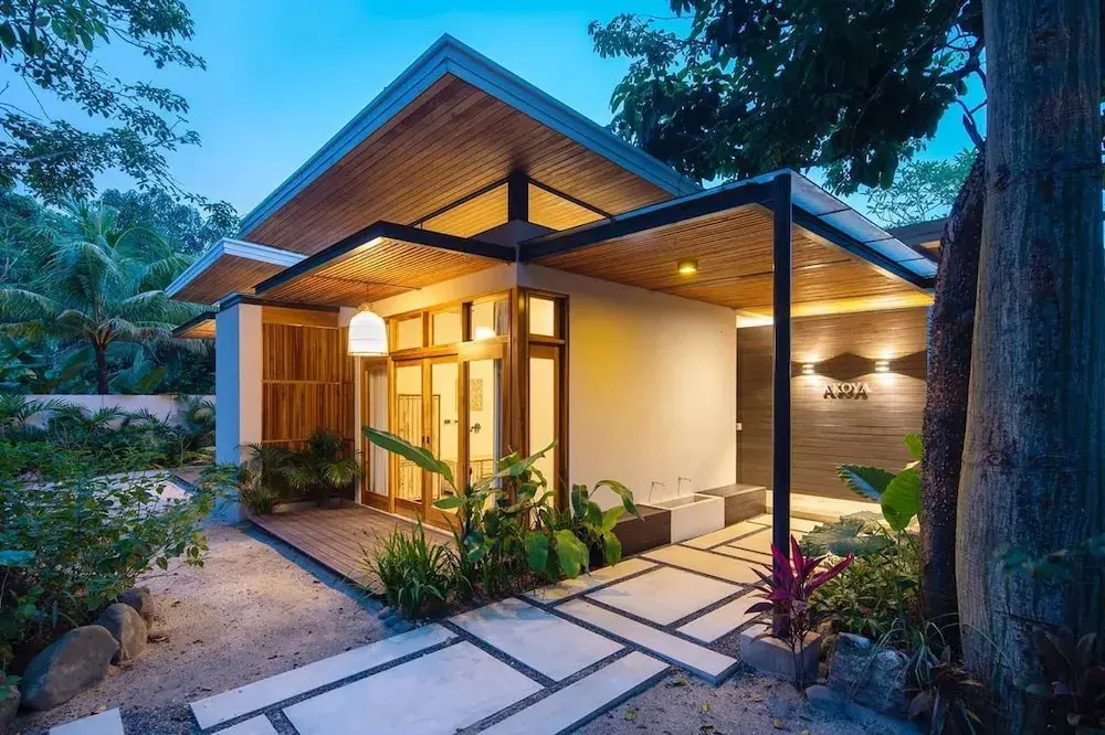 Luxury Beachfront Villa Akoya