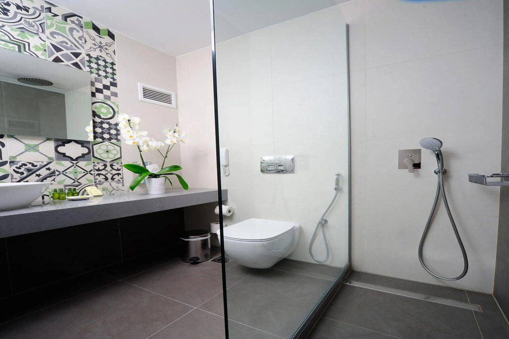 Atrium Ambiance Hotel