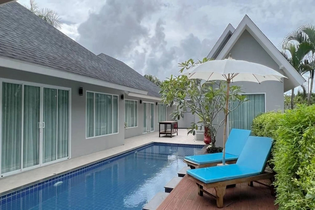 De palm poolvilla