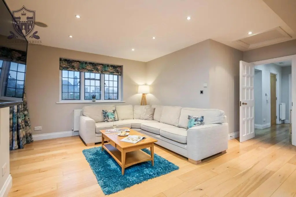 Castle Properties:Eton-The College