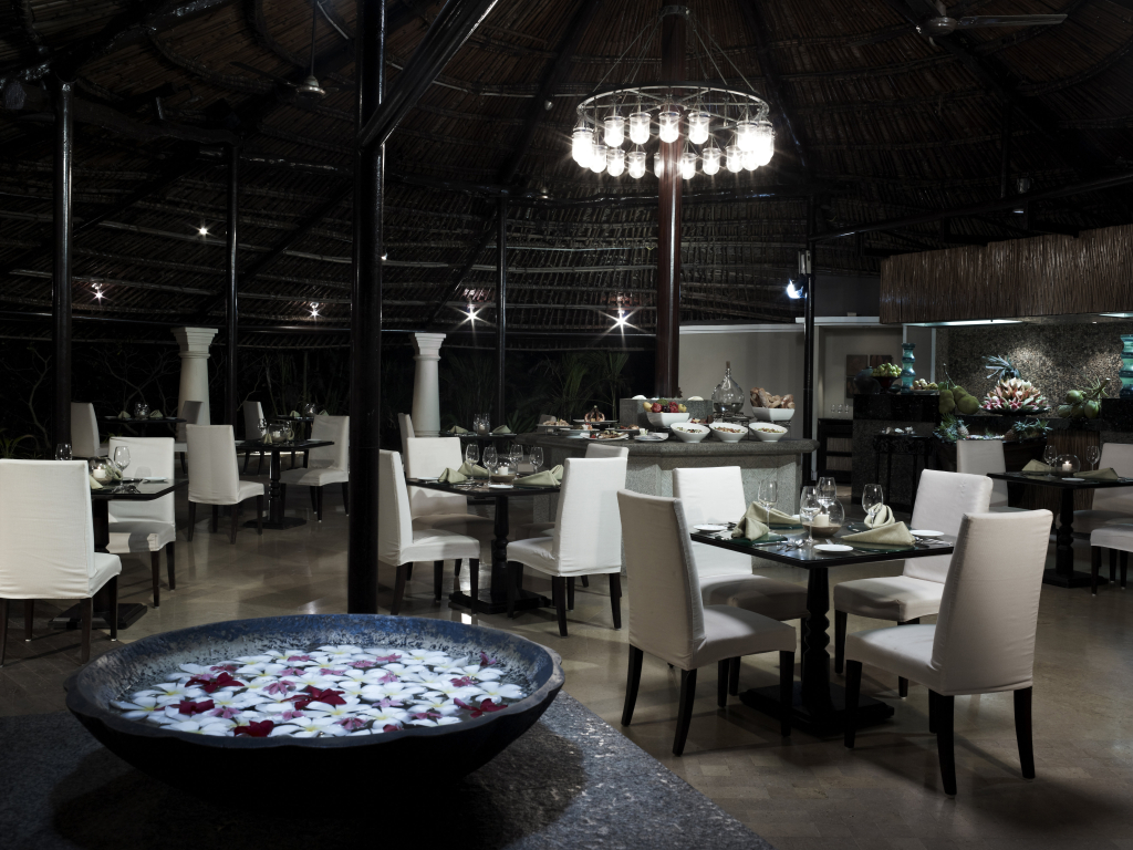 Taj Holiday Village Resort & Spa, Goa