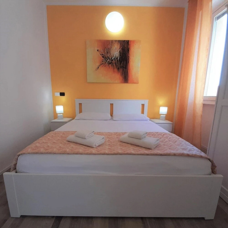 Iris Rooms