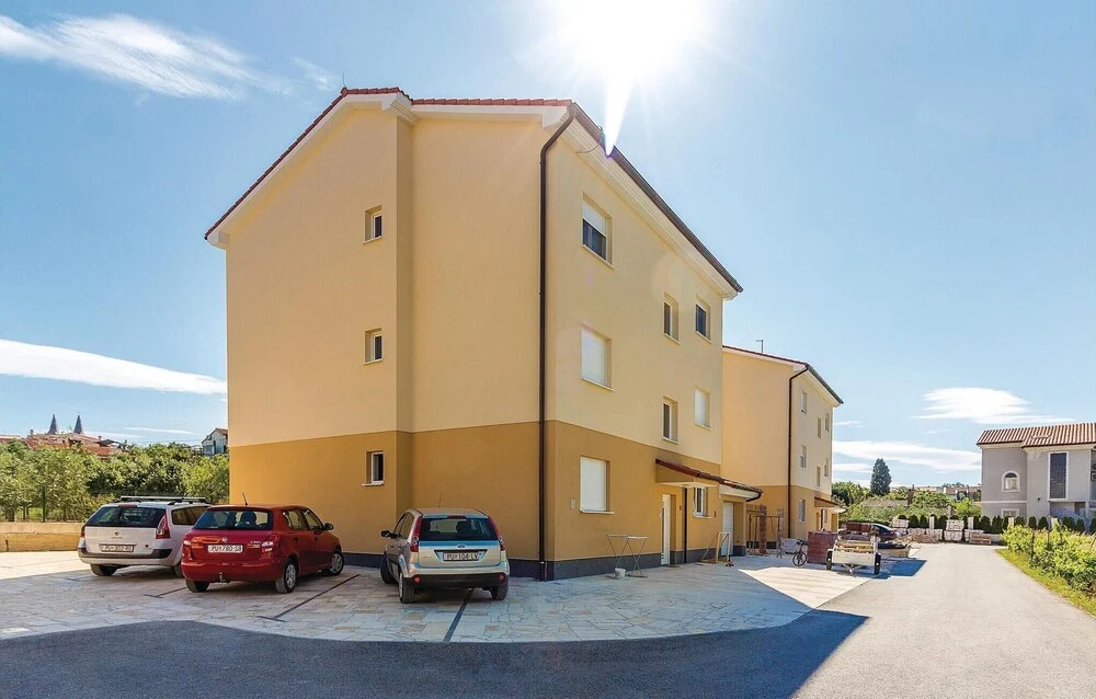 Beautiful Home in Medulin With Wifi and 3 Bedrooms