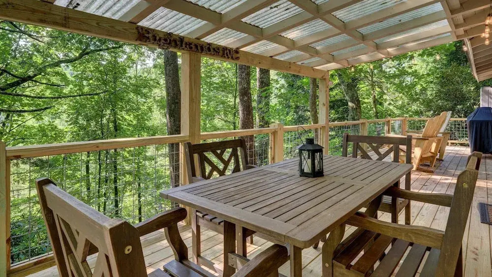 Mountain Laurel Tree House