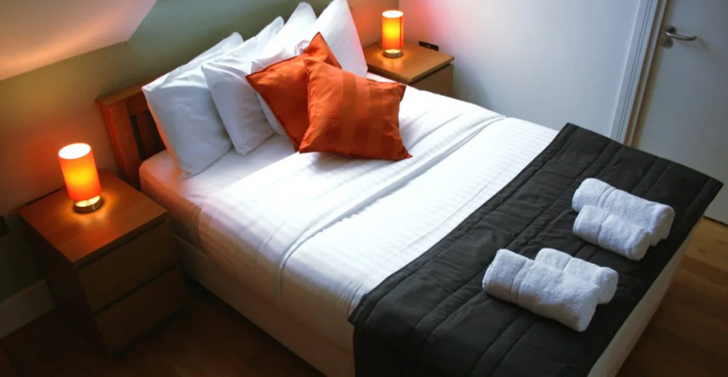 Westciti Chatsworth Road Apartments