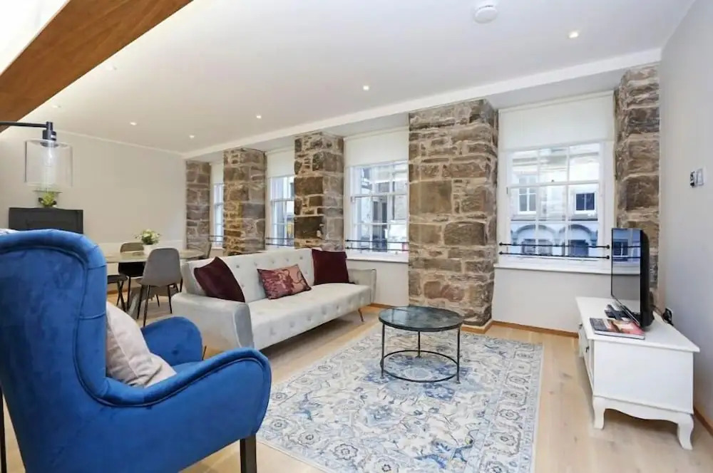 JOIVY Renovated Hidden Gem on the Historic Royal Mile