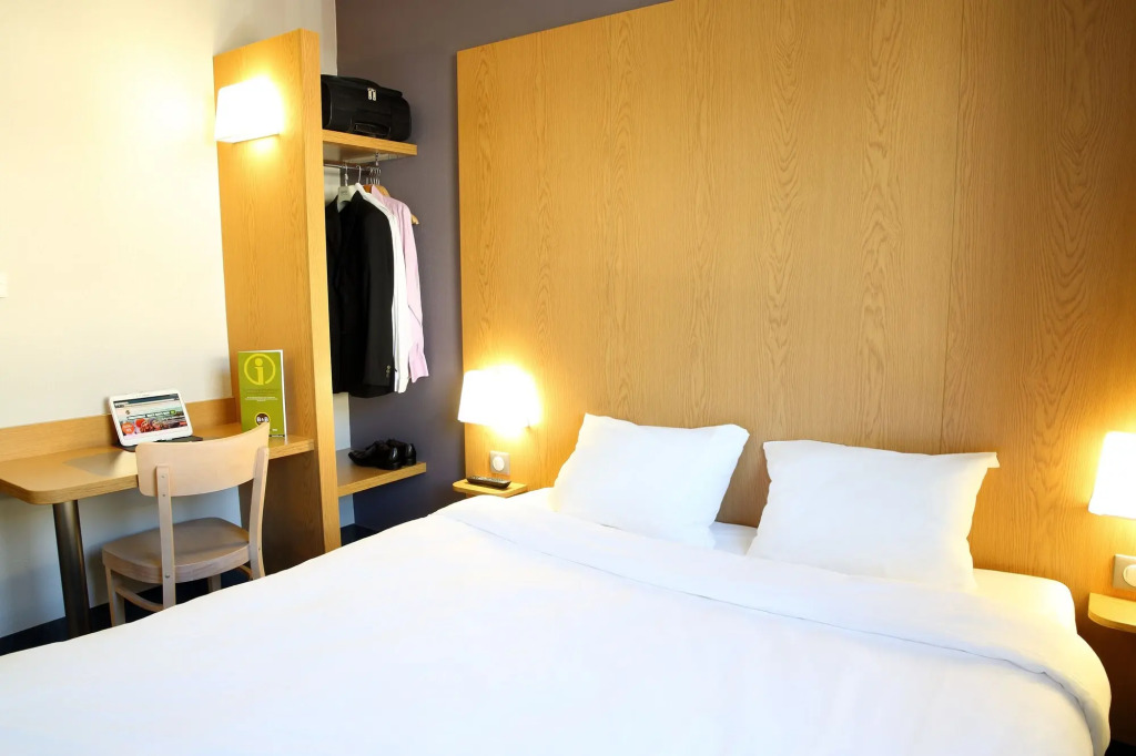 B&B HOTEL Aix-en-Provence Le Tholonet