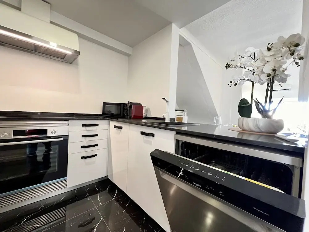 Albufeira Stylish 3 by Homing