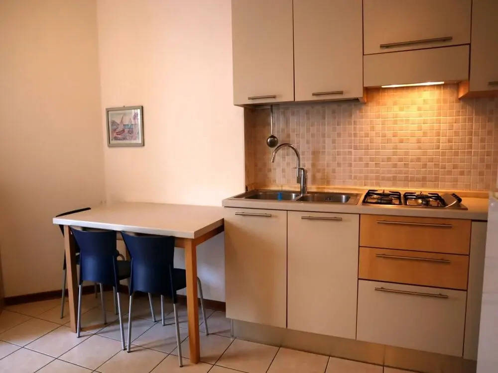 Flat for 4 People With Terrace in Residence With Shared Swimming Pool