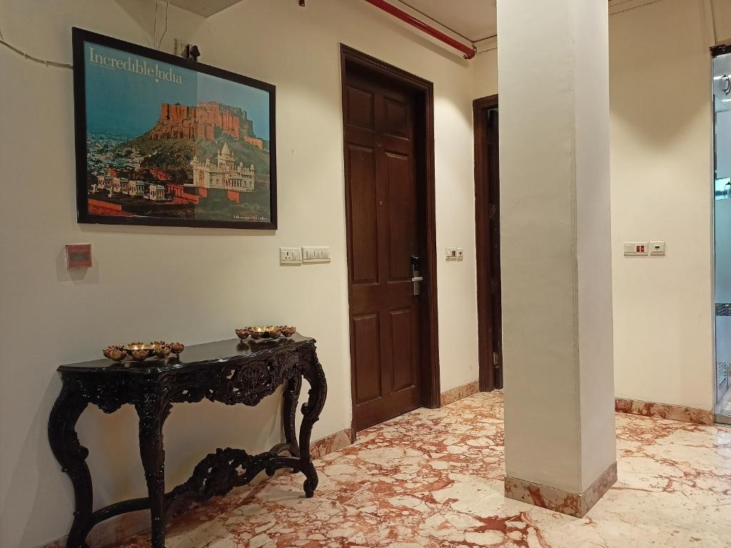 Cosy Grand, Chanakyapuri by The Cosy Hotels