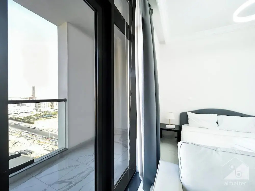 Spacious Studio With Balcony in AL Majan