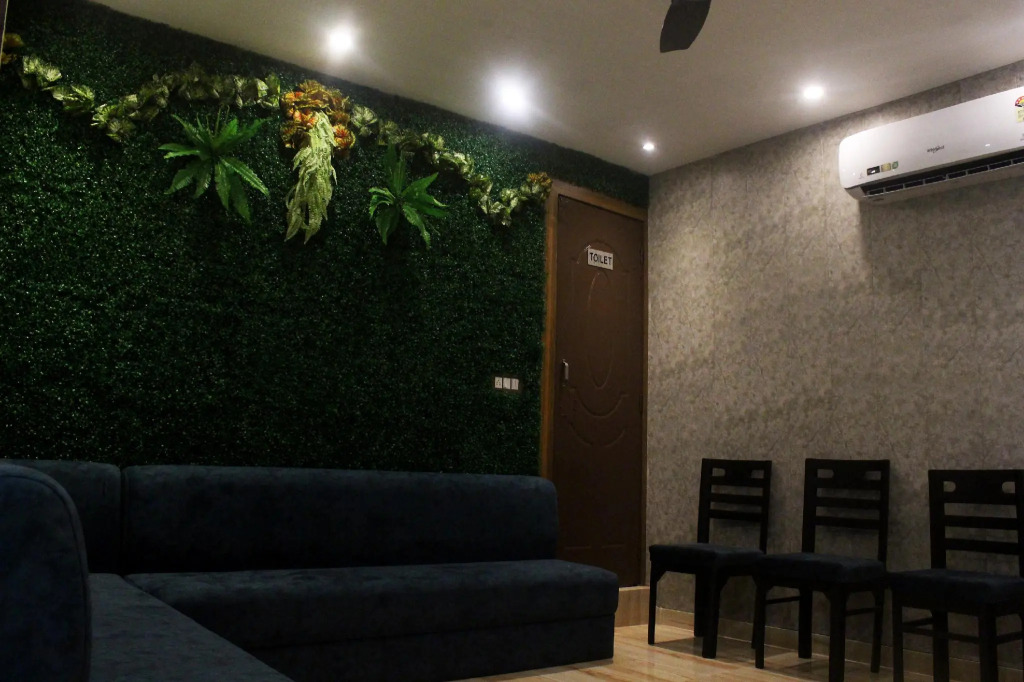 Perfectstayz Premium Ganga Heights - Ganga View rooftop cafe