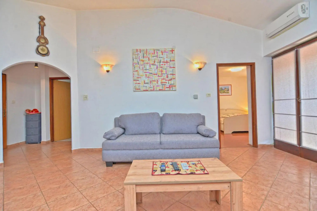 House Natasa 2133