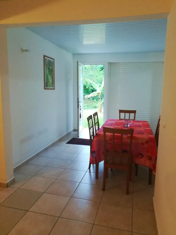 Apartment With one Bedroom in Le Gosier, With Furnished Terrace and Wifi - 1 km From the Beach