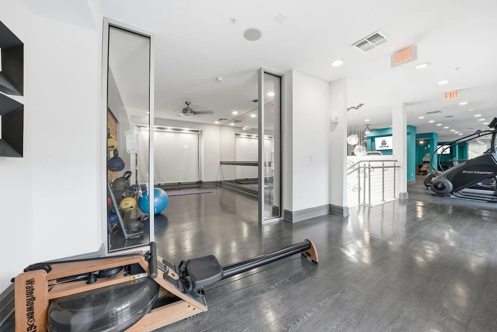 Chic 2BR w Pool Pet-friendly Unit 14