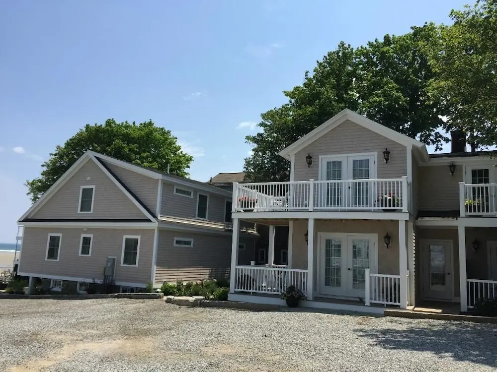 Marginal Way House