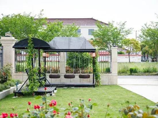 Shanghai Lingang Pengyuanju Maomao Homestay