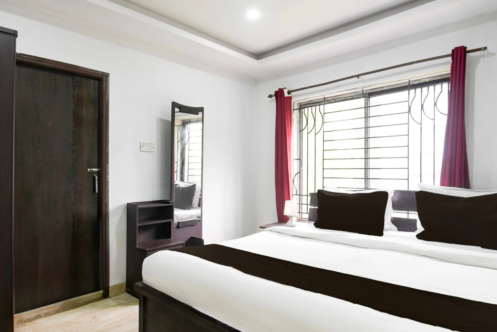 Super Hotel O New Alipore