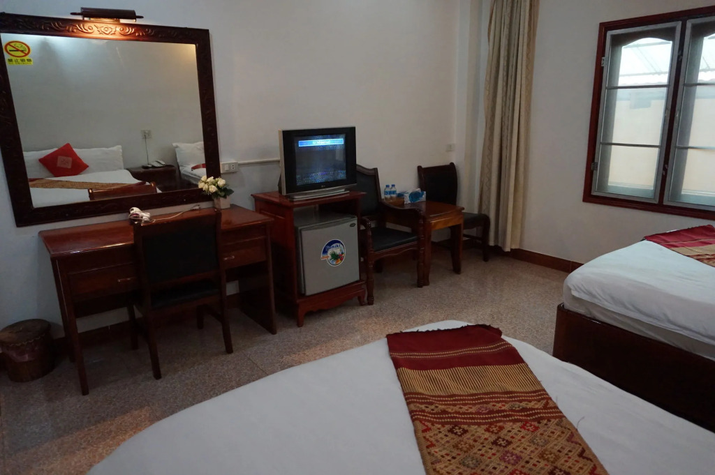Mittaphap Hotel Luangprabang
