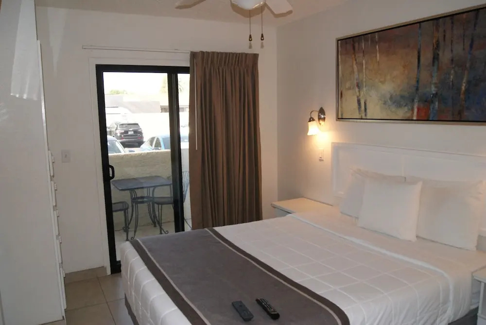 111 Fully Furnished 1BR Suite-Prime Location! by RedAwning