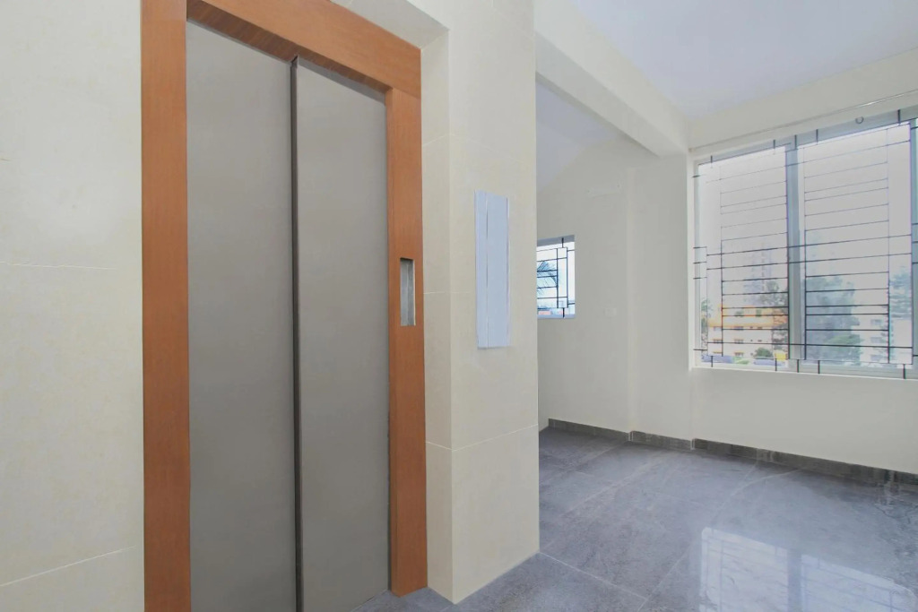 OYO 9419 Manu Residency