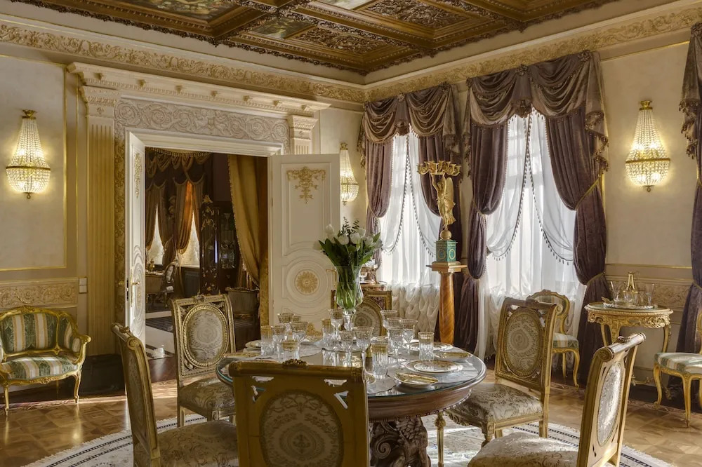 Napoleon Apart-Hotel