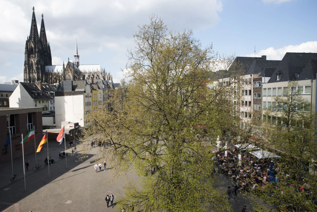 KONCEPT HOTEL Zum Kostbaren Blut