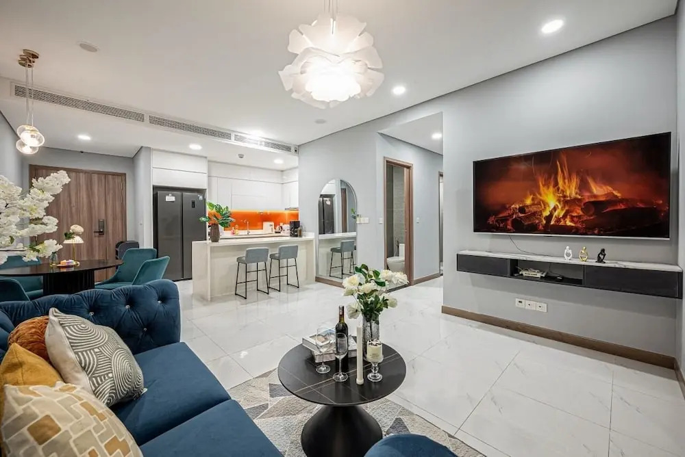 Luxury Sunwah Apartment near Landmark 81 - City View