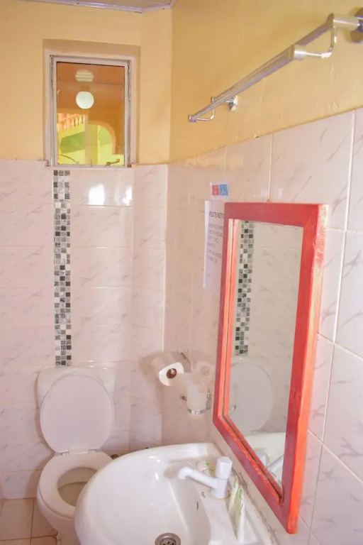 Greenvale Hotel