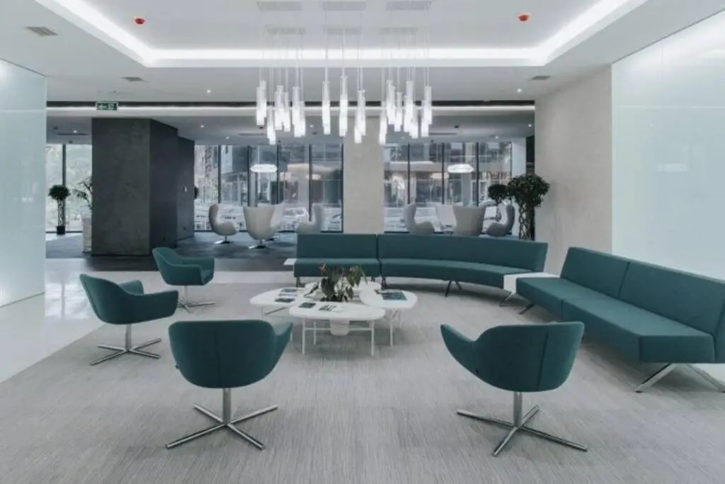 Luxury Hotel Apartment With Stunnig Views For 4