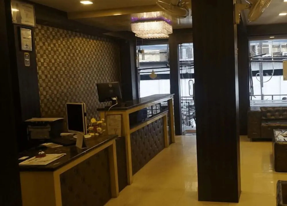 JK Rooms 127 Hotel Parashar Check In