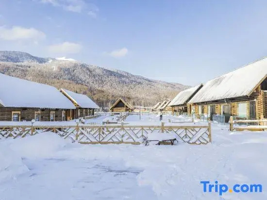 Zai Shan Jian Ye Homestay (Kanas Scenic Area)