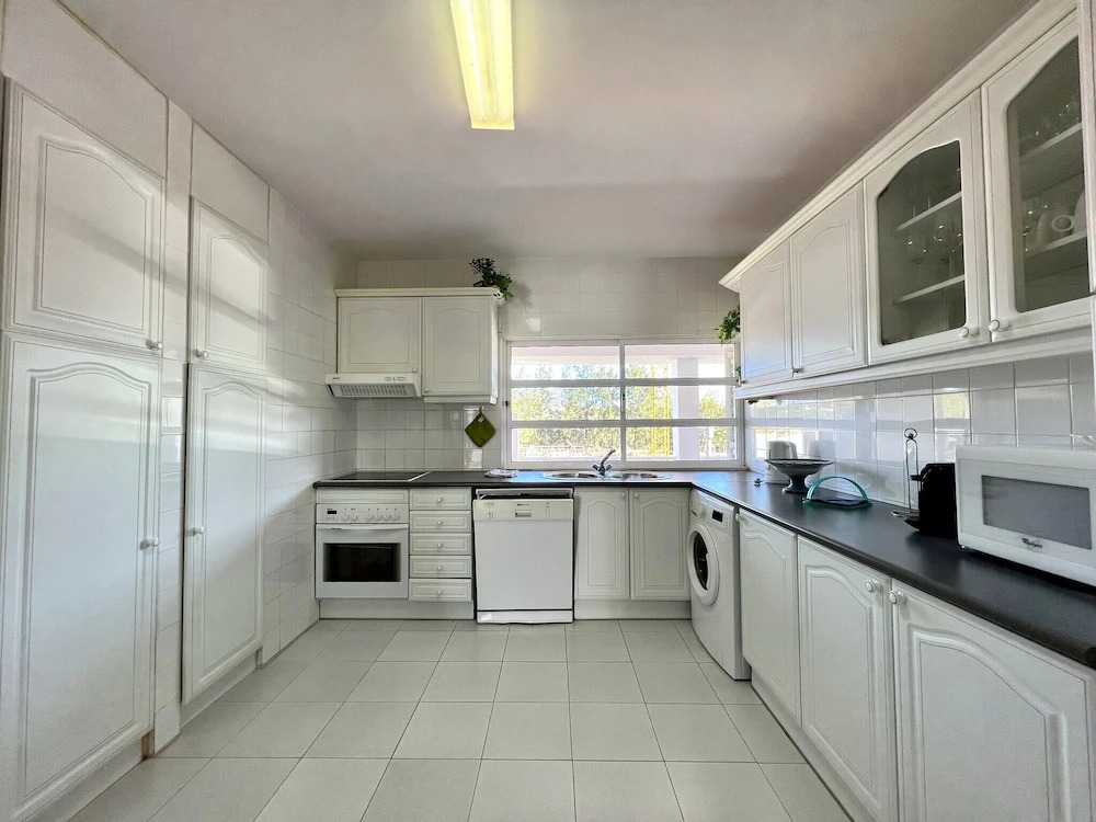 Vilamoura Club Villa 3 With Pool by Homing