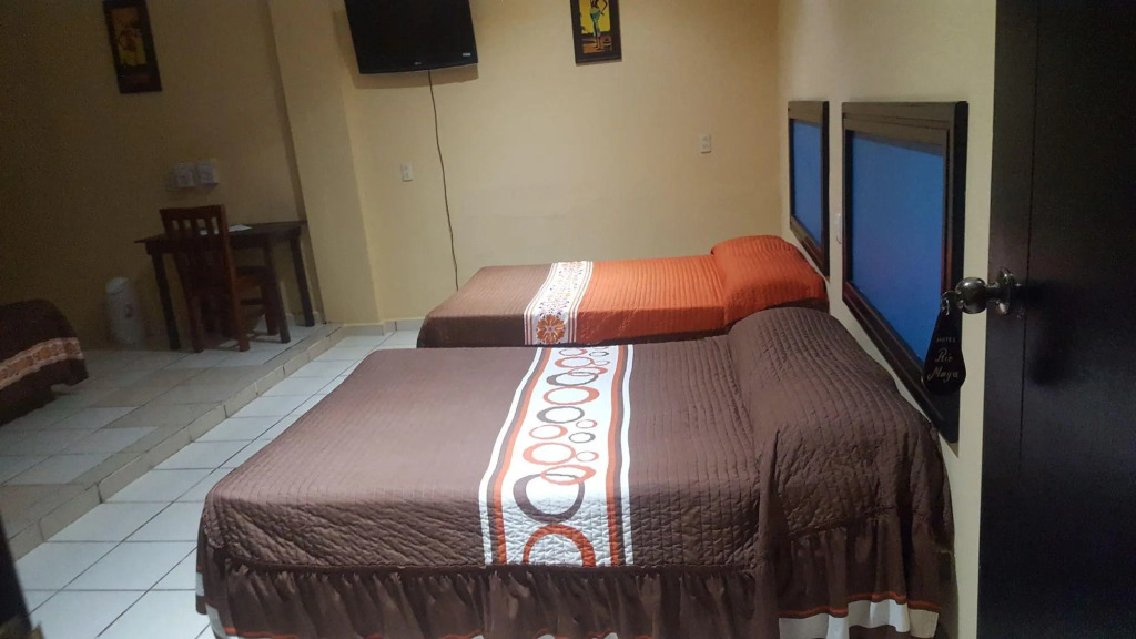 Hotel Rio Maya