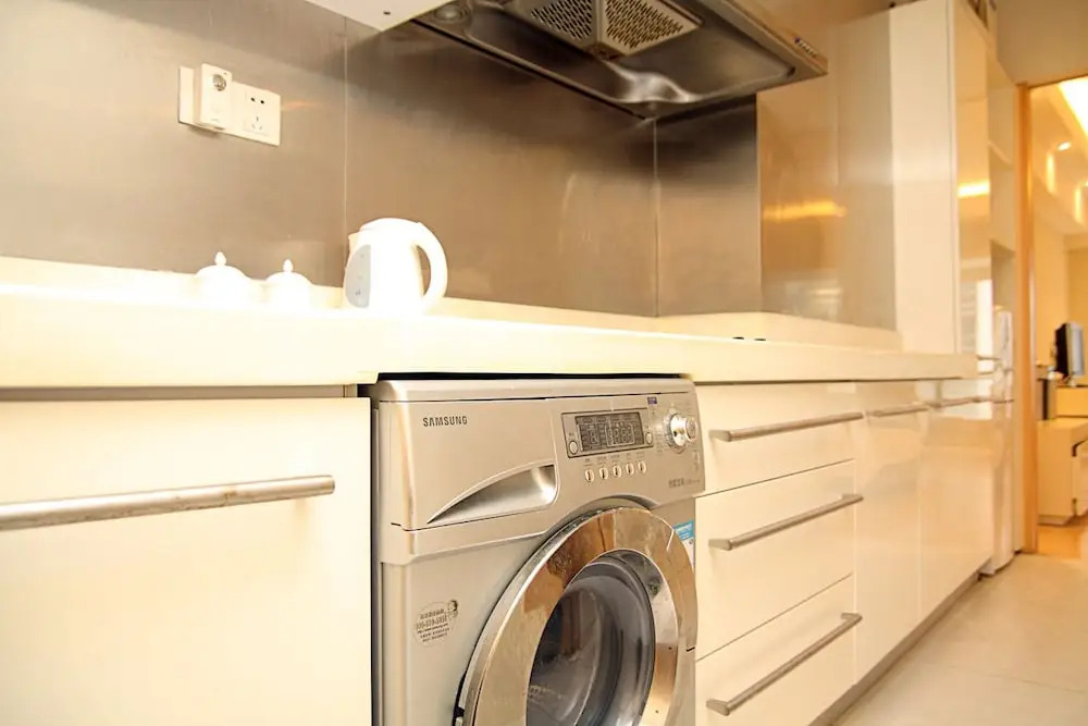 Private-Enjoyed Home ApartHotel - R&F Stanley Apartment